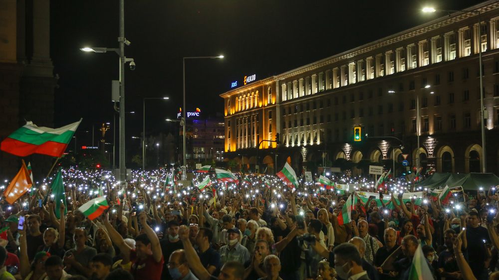 Kandidátka na bulharskou premiérku stáhla kandidaturu, jednání o vládě selhala